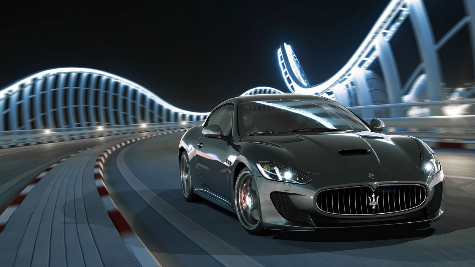 Серый Maserati на мосту