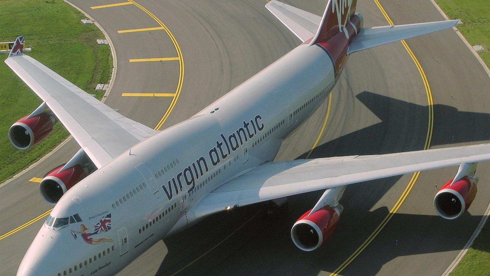Пассажирский самолет Вирджин Атлантик