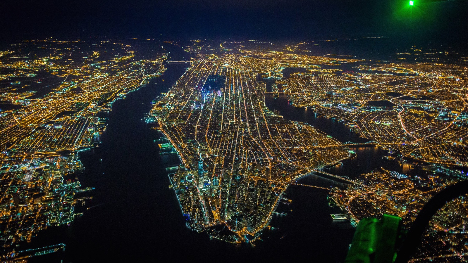 Нью-Йорк никогда не спит