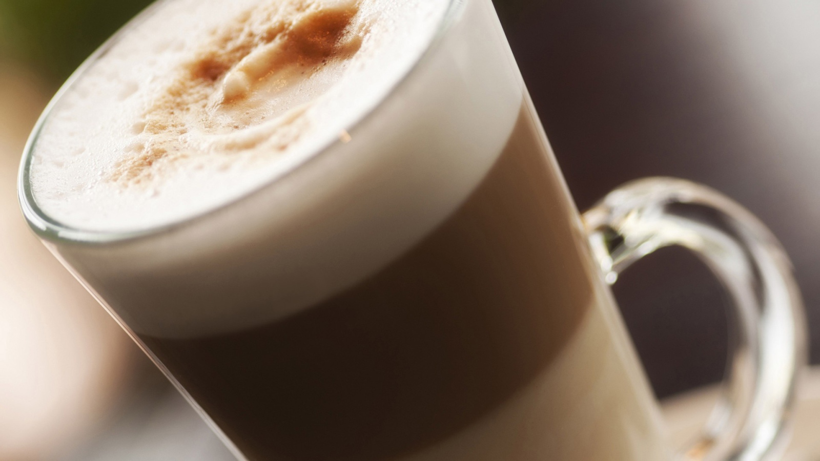 Многослойный кофейный напиток