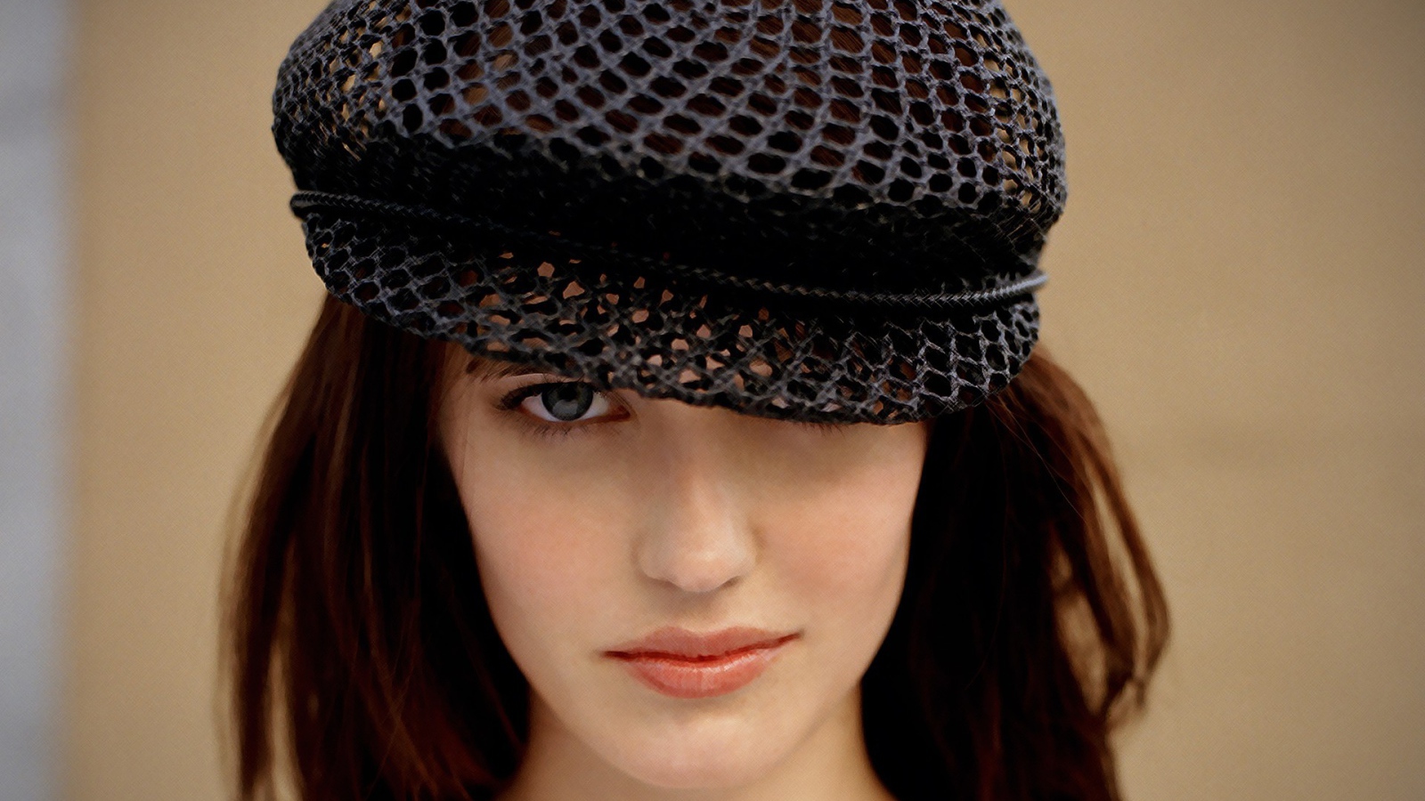 Французская девушка в берете