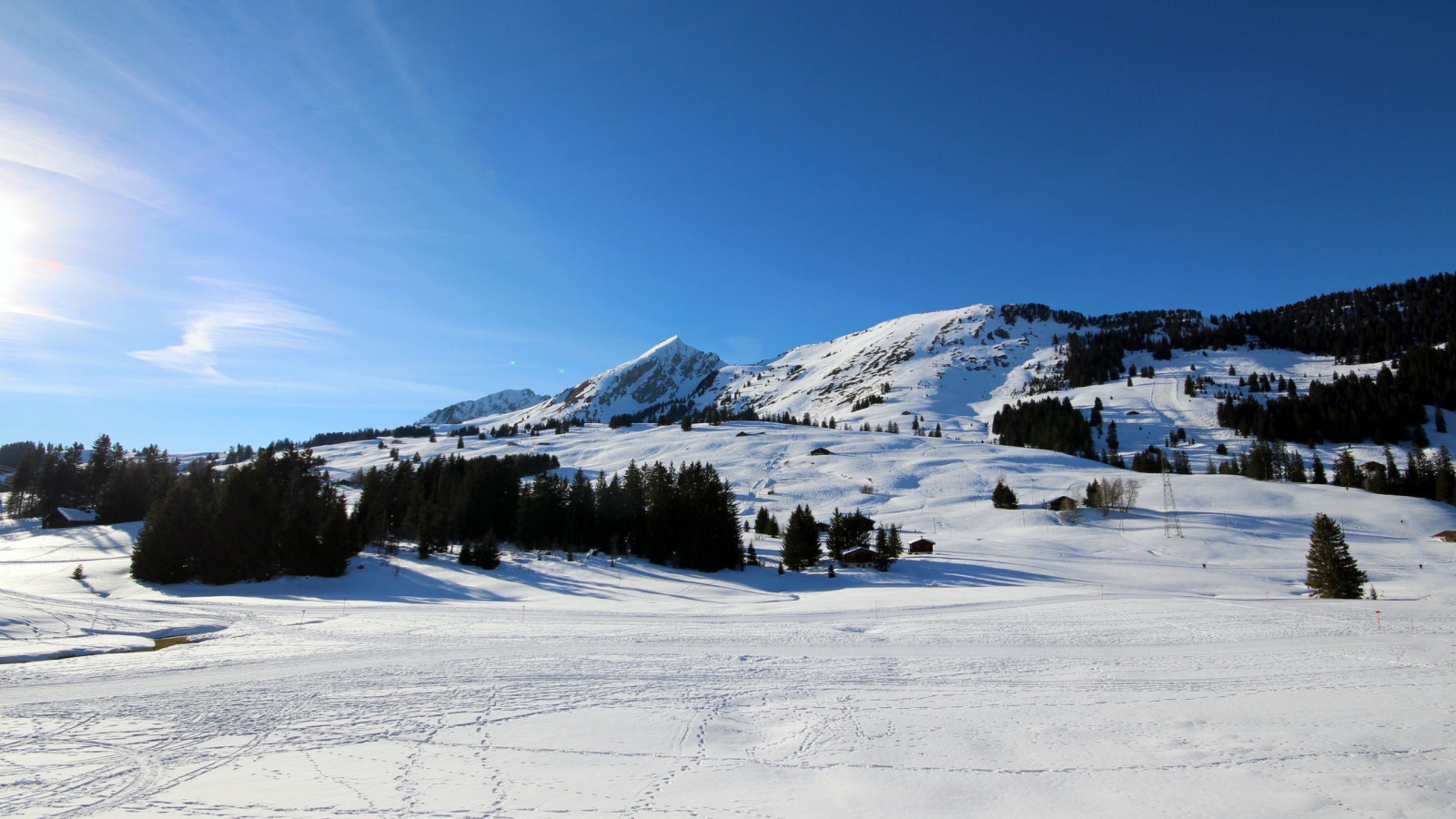 Лыжная трасса в горах