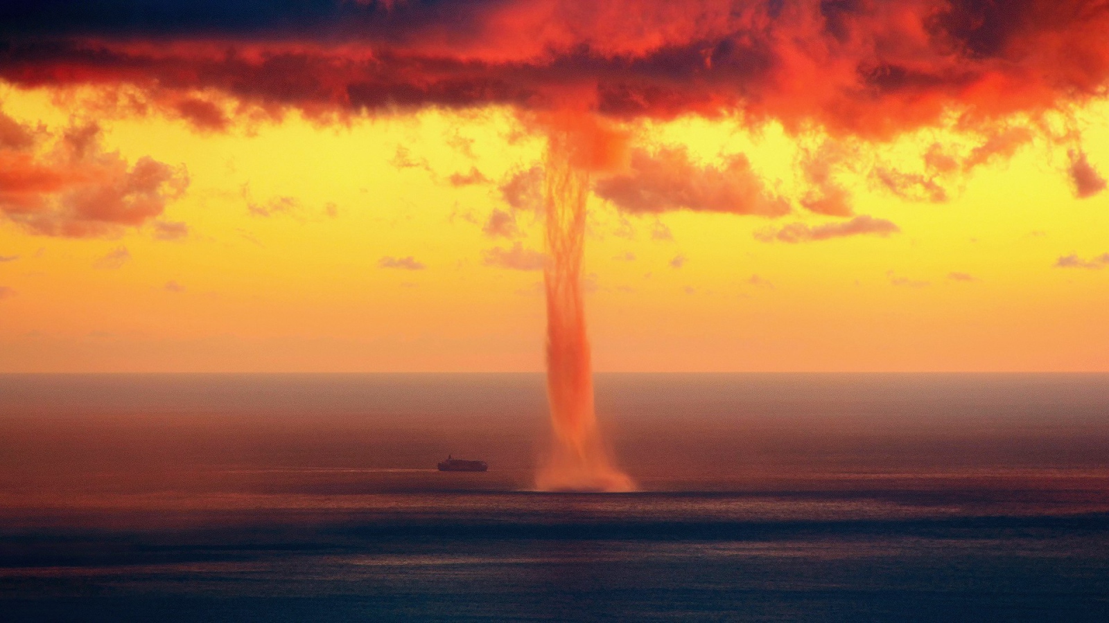 Tornado in the sea
