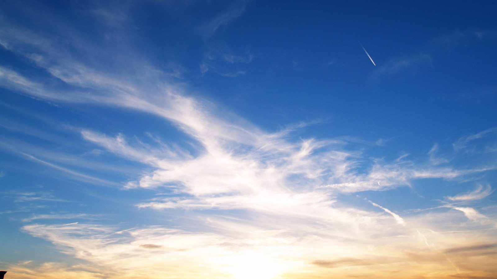 Силуэт города на закате