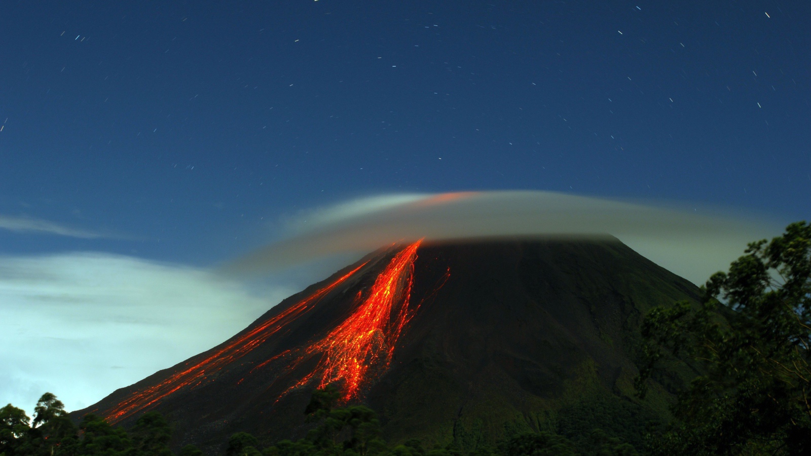 Light haze on top of an erupting volcano