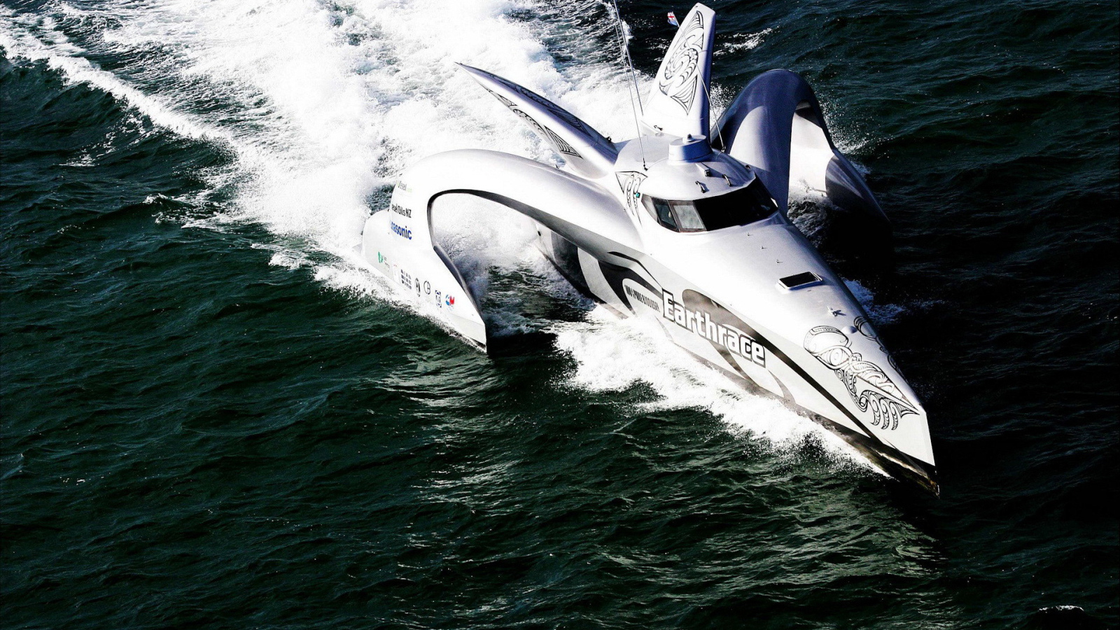 Моторная яхта