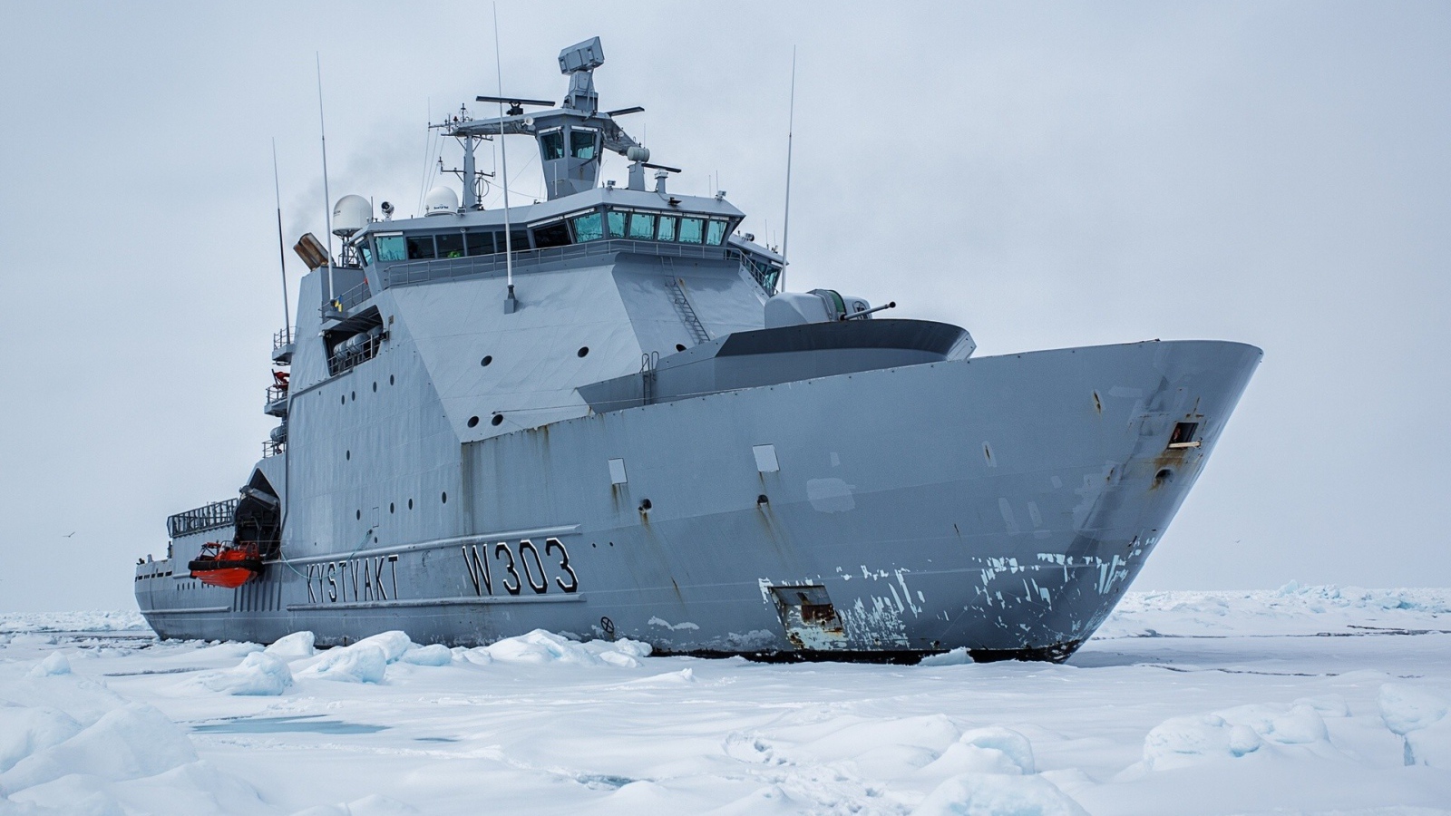 Корабль норвежской береговой охраны