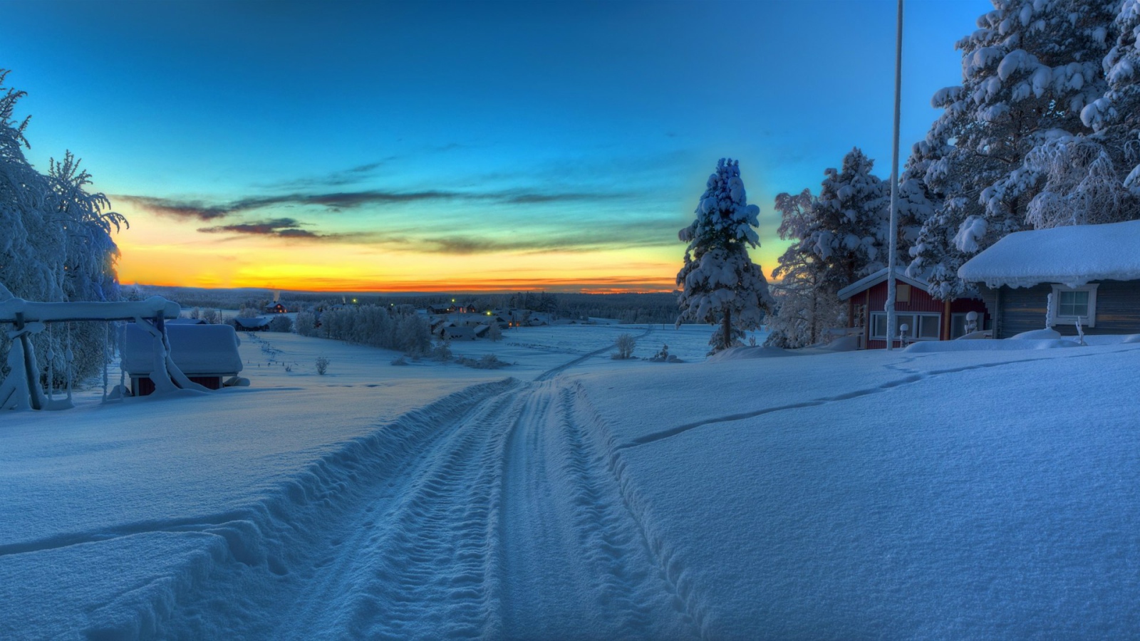 Зимняя дорога в деревне