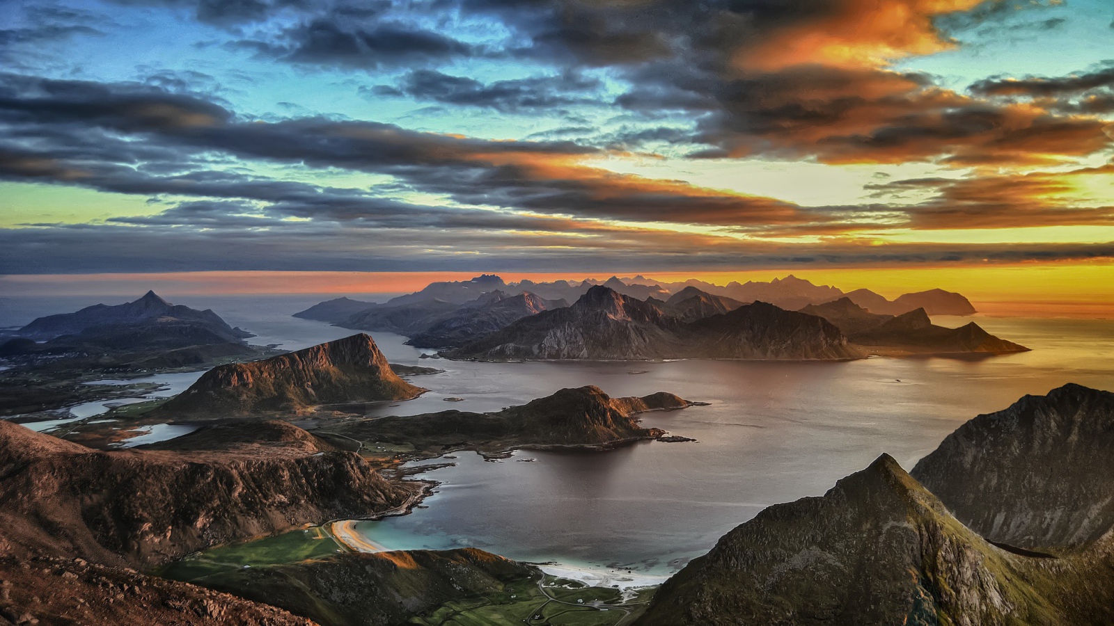 Прекрасный вид на Лофотенские острова, Норвегия