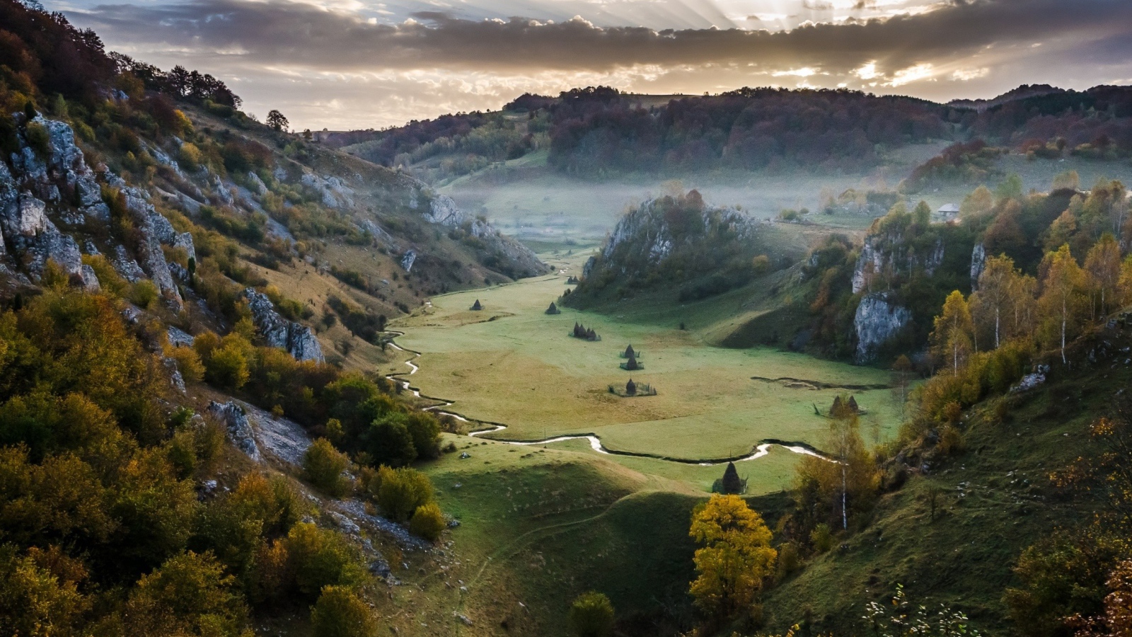 Горная долина в Румынии