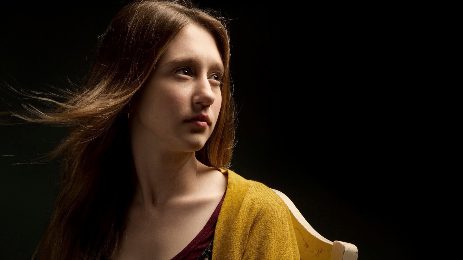 Знаменитая девушка Таисса Фармига