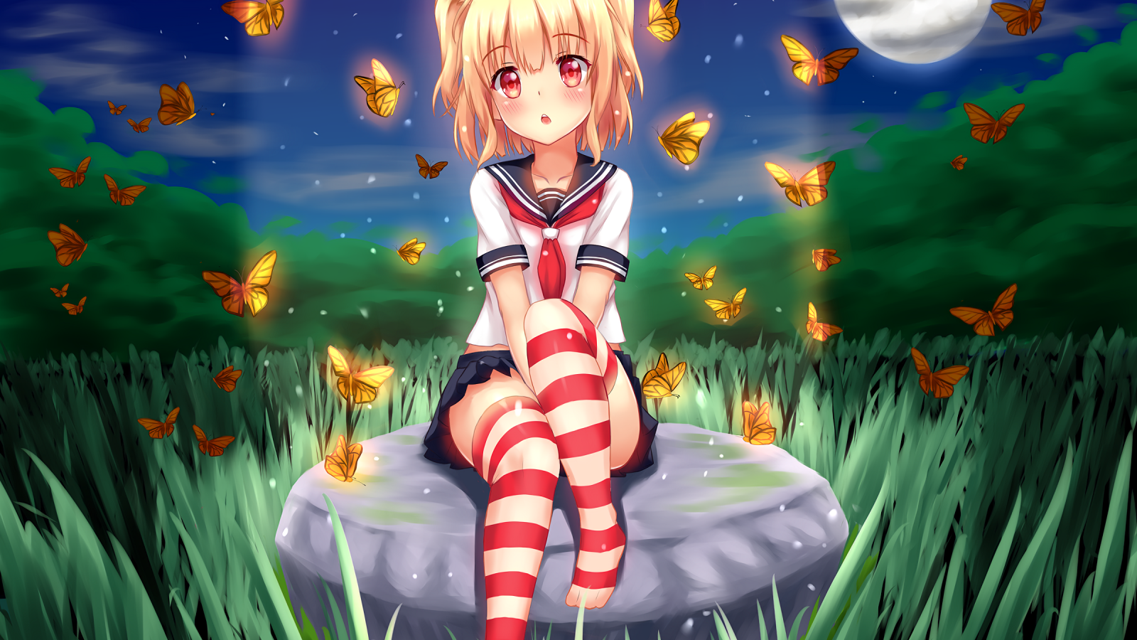 Девушка аниме с бабочками при свете луны 