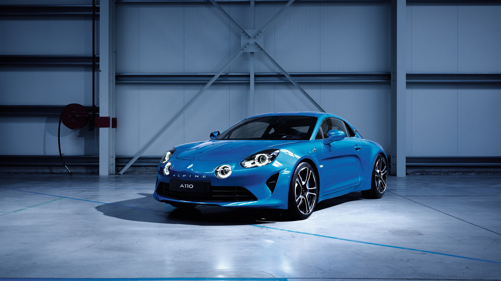 Автомобиль Alpine A110 Premiere Edition, 2017, цвет синий металлик 