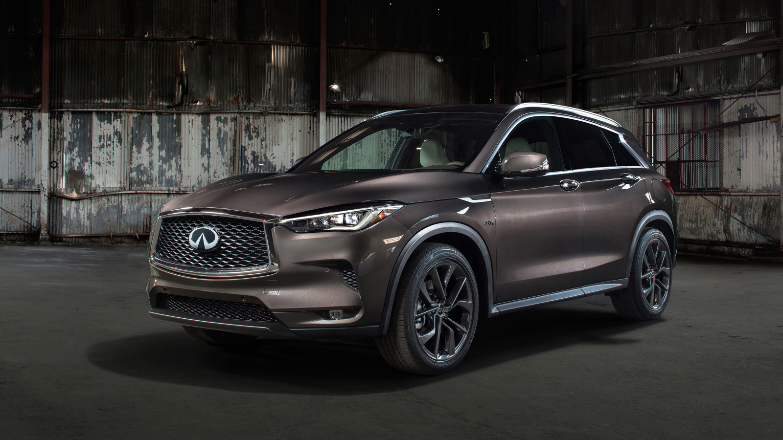 Стильный внедорожник Infiniti QX50, 2019