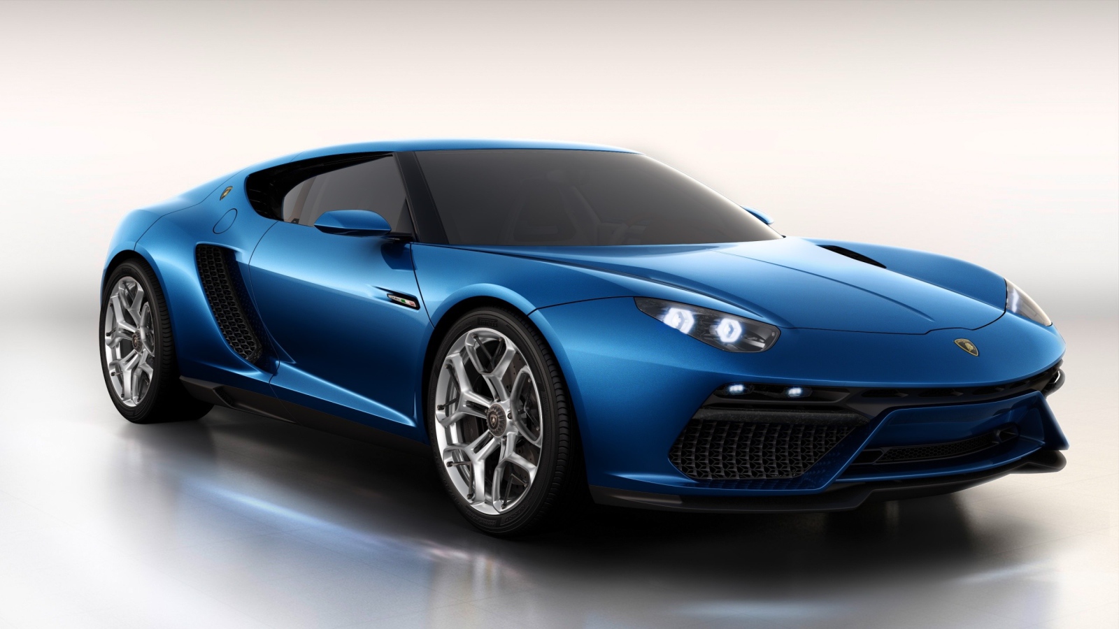 Синий автомобиль Lamborghini Asterion 
