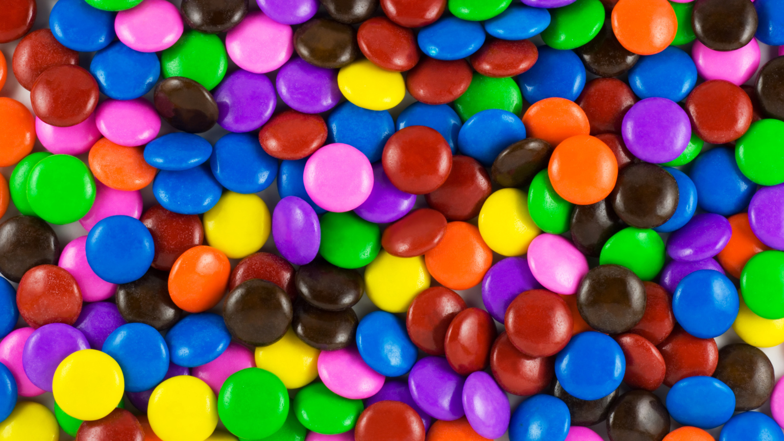 Разноцветные маленькие конфеты 