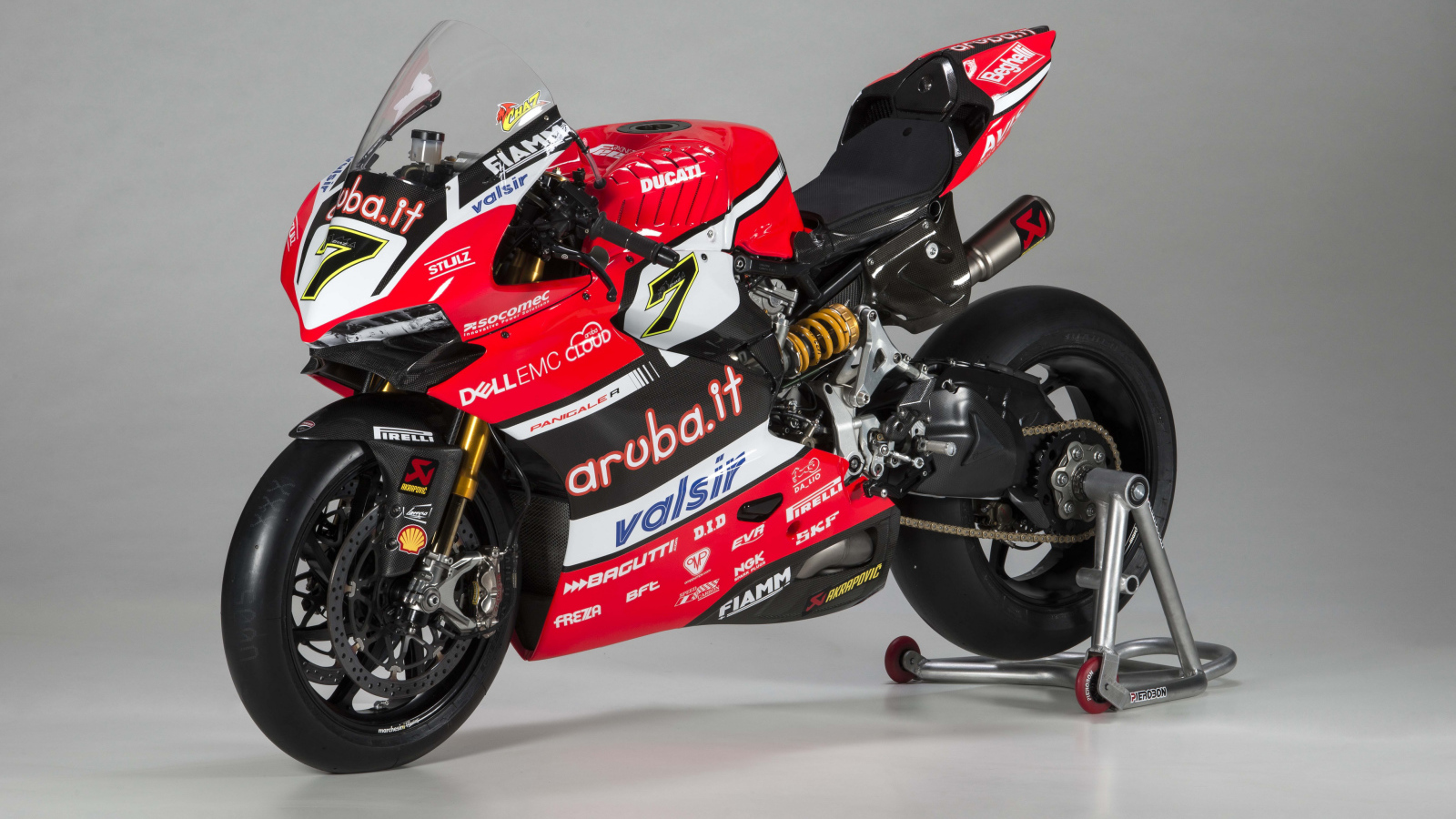 Красный мотоцикл Ducati Panigale R Superbike, 2017 на сером фоне