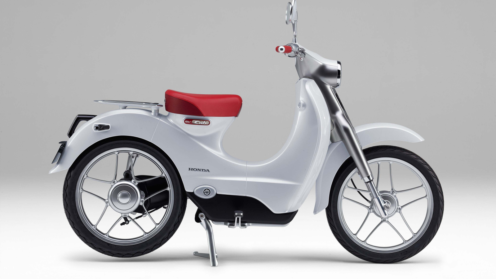 Электрический мотоцикл Honda EV-Cub, 2018 года