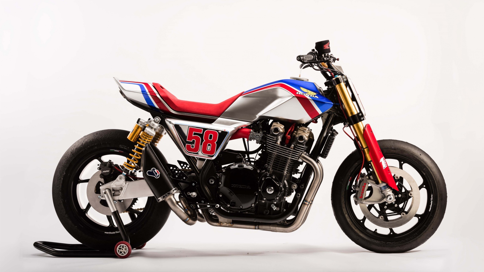 Мотоцикл Honda CB1100 TR, 2017 вид сбоку