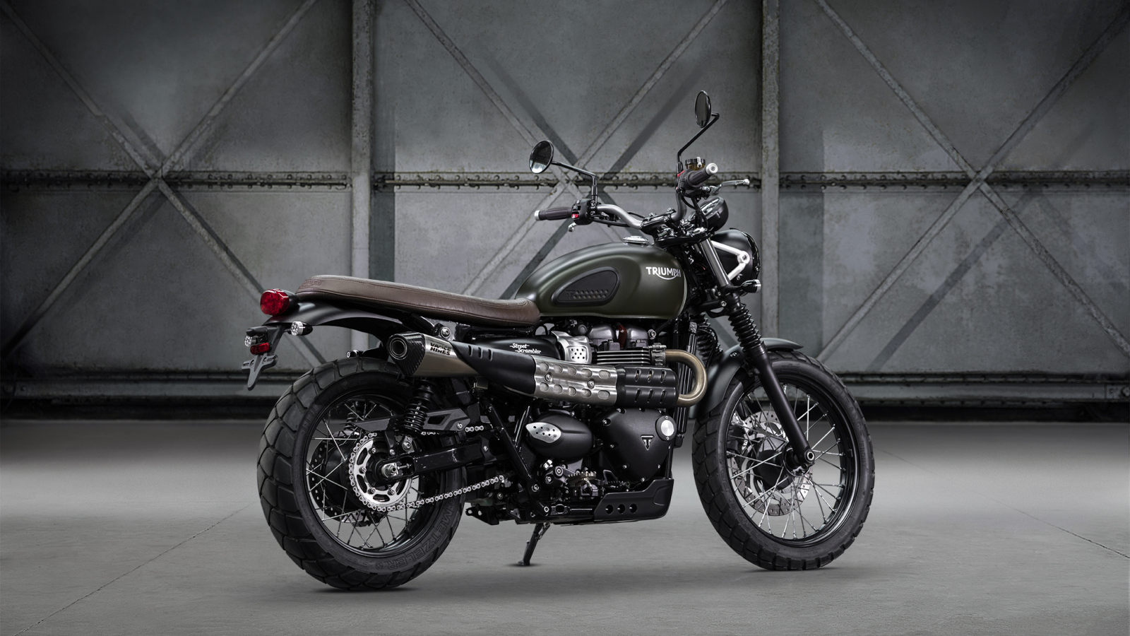 Мотоцикл Triumph Street Scrambler вид сбоку