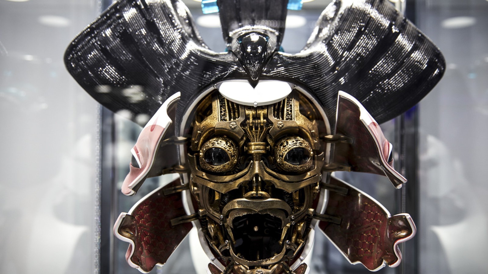 Железная маска Гейша фильм Призрак в доспехах 2017 