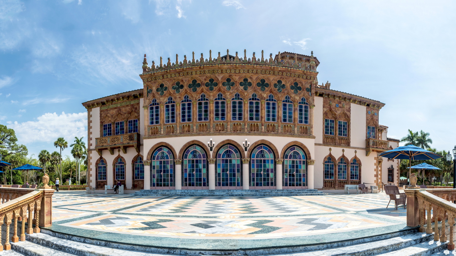 Красивое здание художественного музея Cà d'Zan, Сарасота. Флорида, США