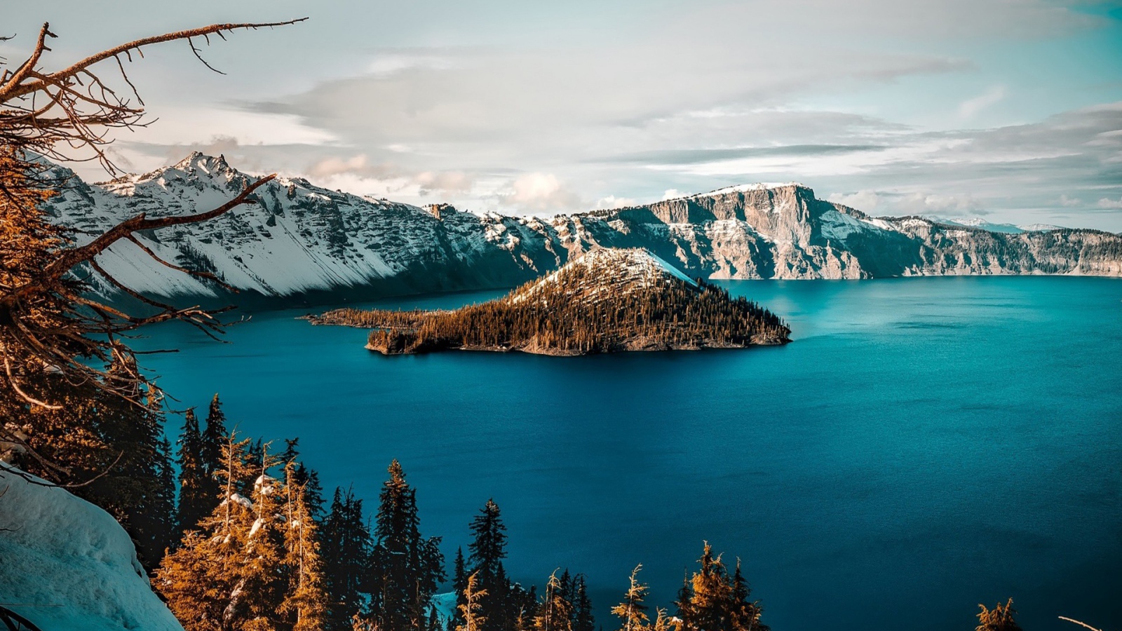 Озеро Крейтер национальный парк в Орегоне, США