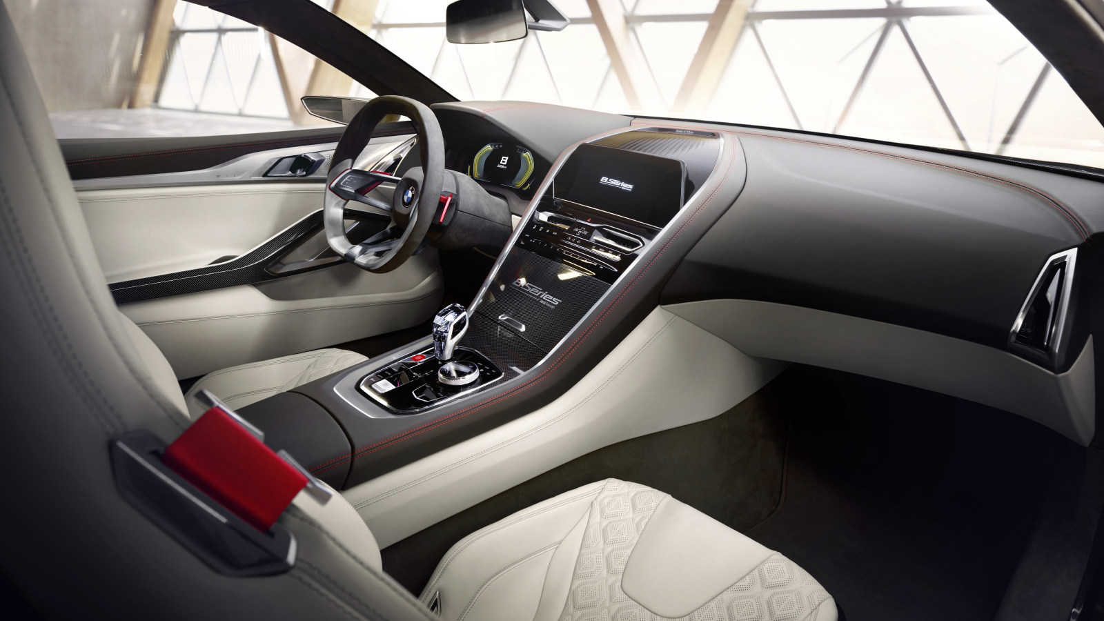 Салон автомобиля BMW Concept 8 Series