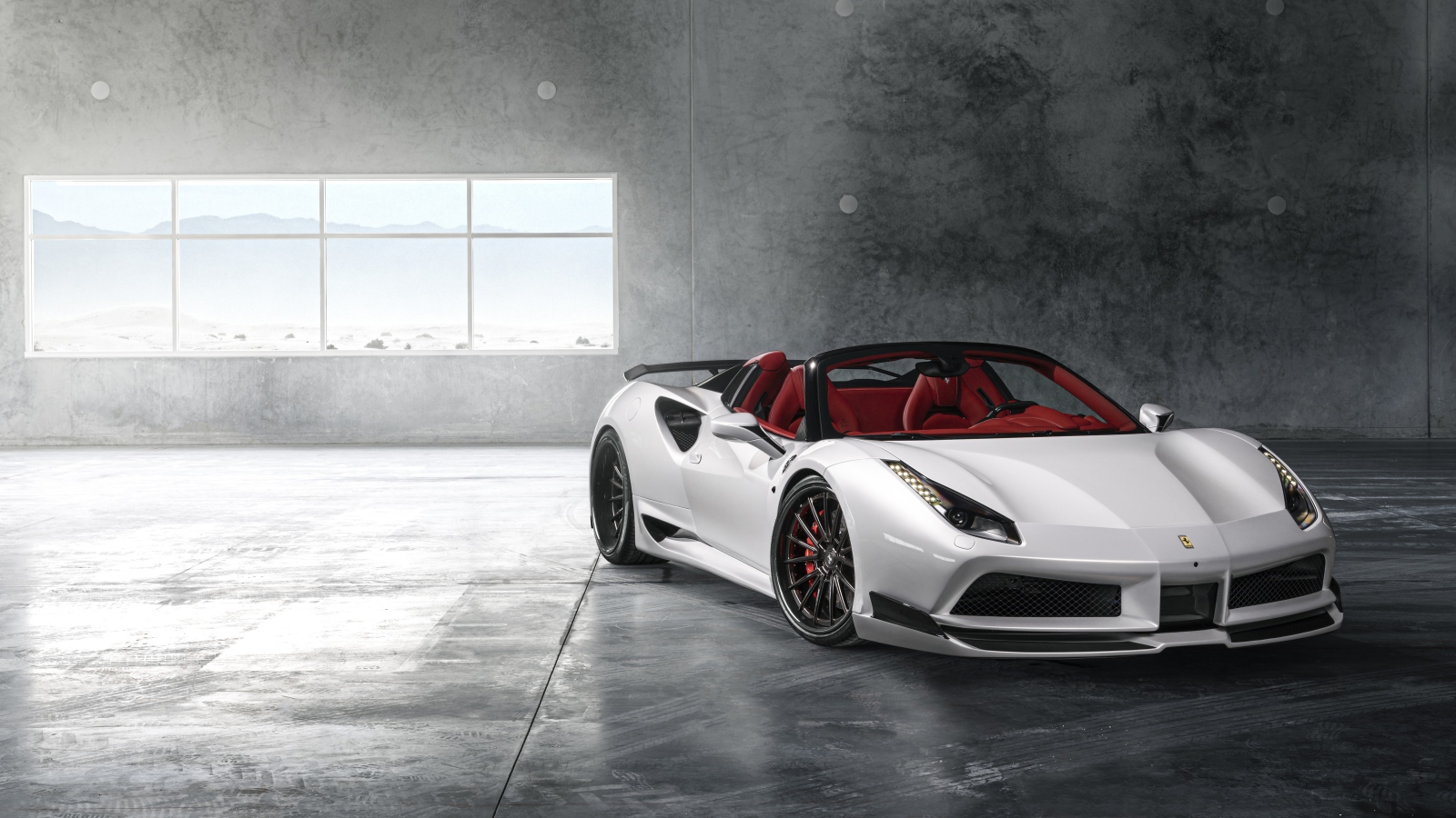 Белый спортивный кабриолет Ferrari 488 Pearl White