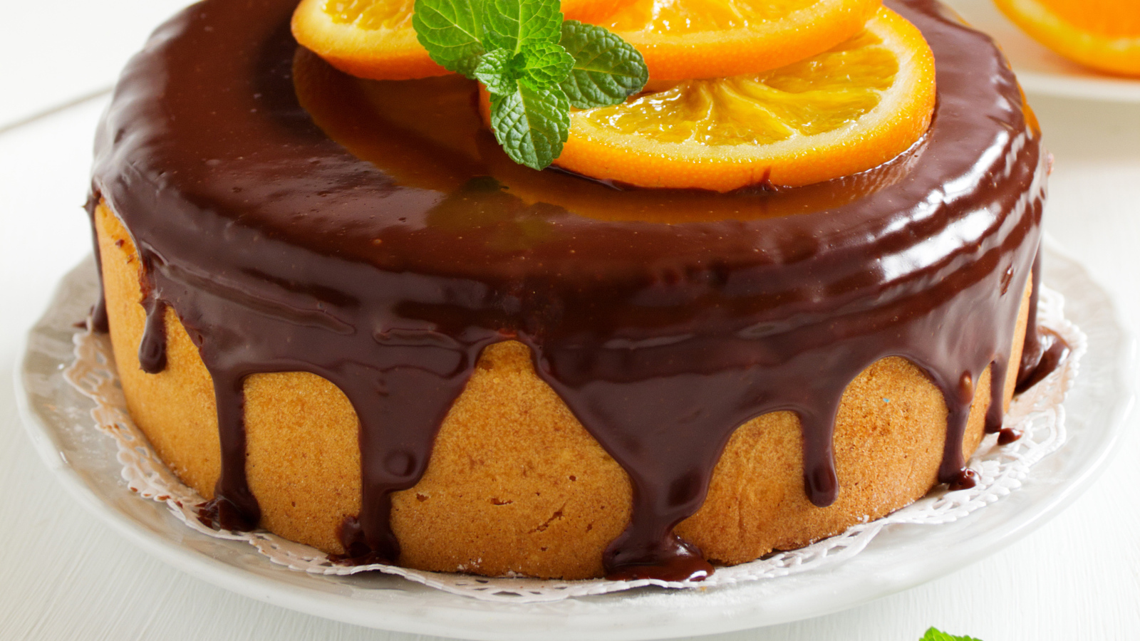 Праздничный пирог с шоколадом и апельсинами 