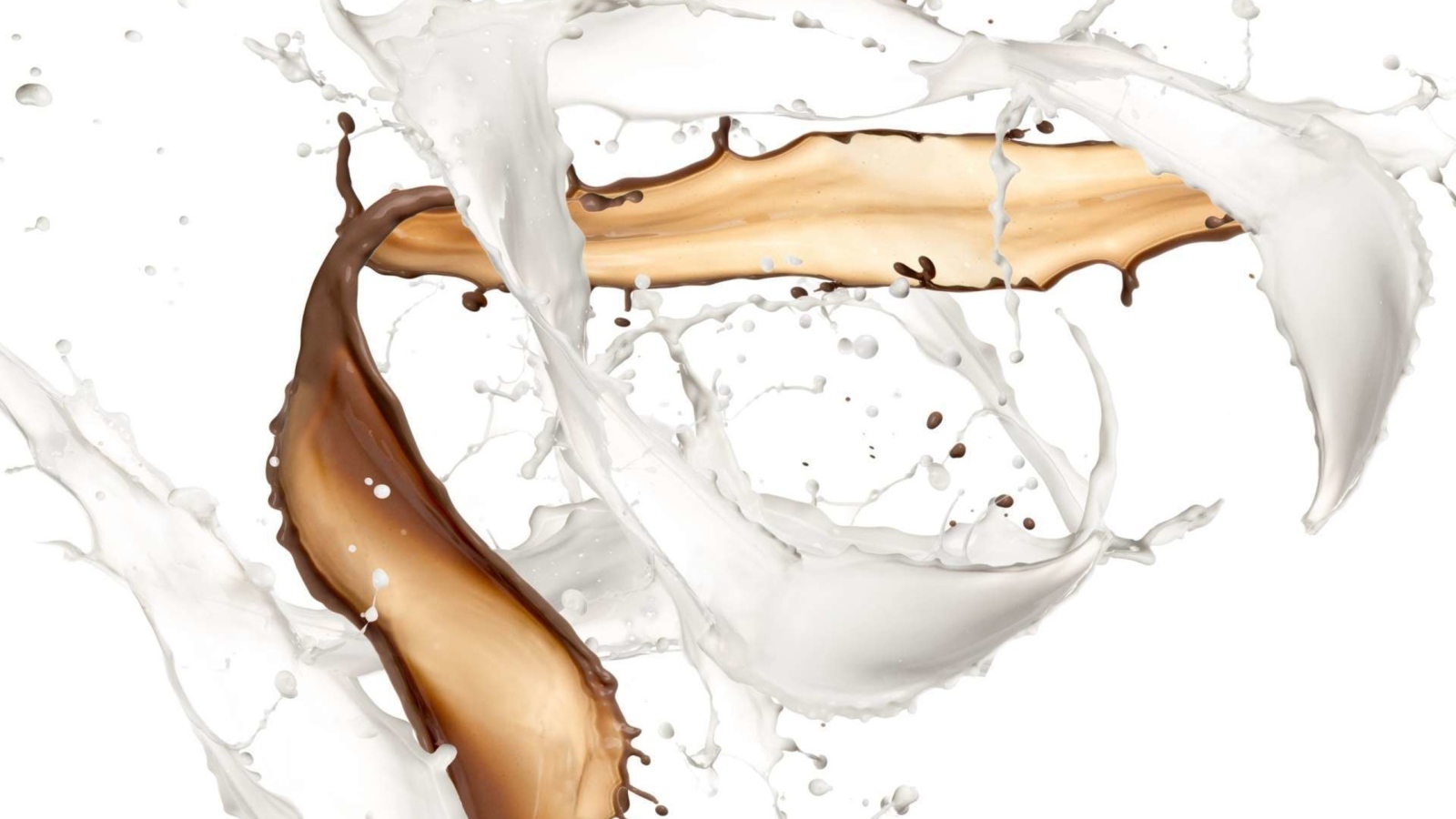 Кофе с молоком в воздухе на белом фоне