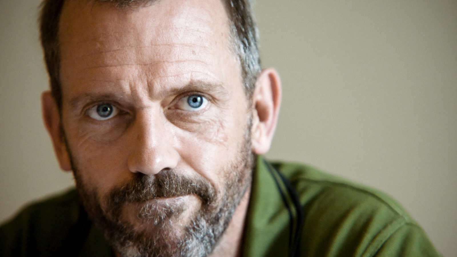 Популярный актер Хью Лори