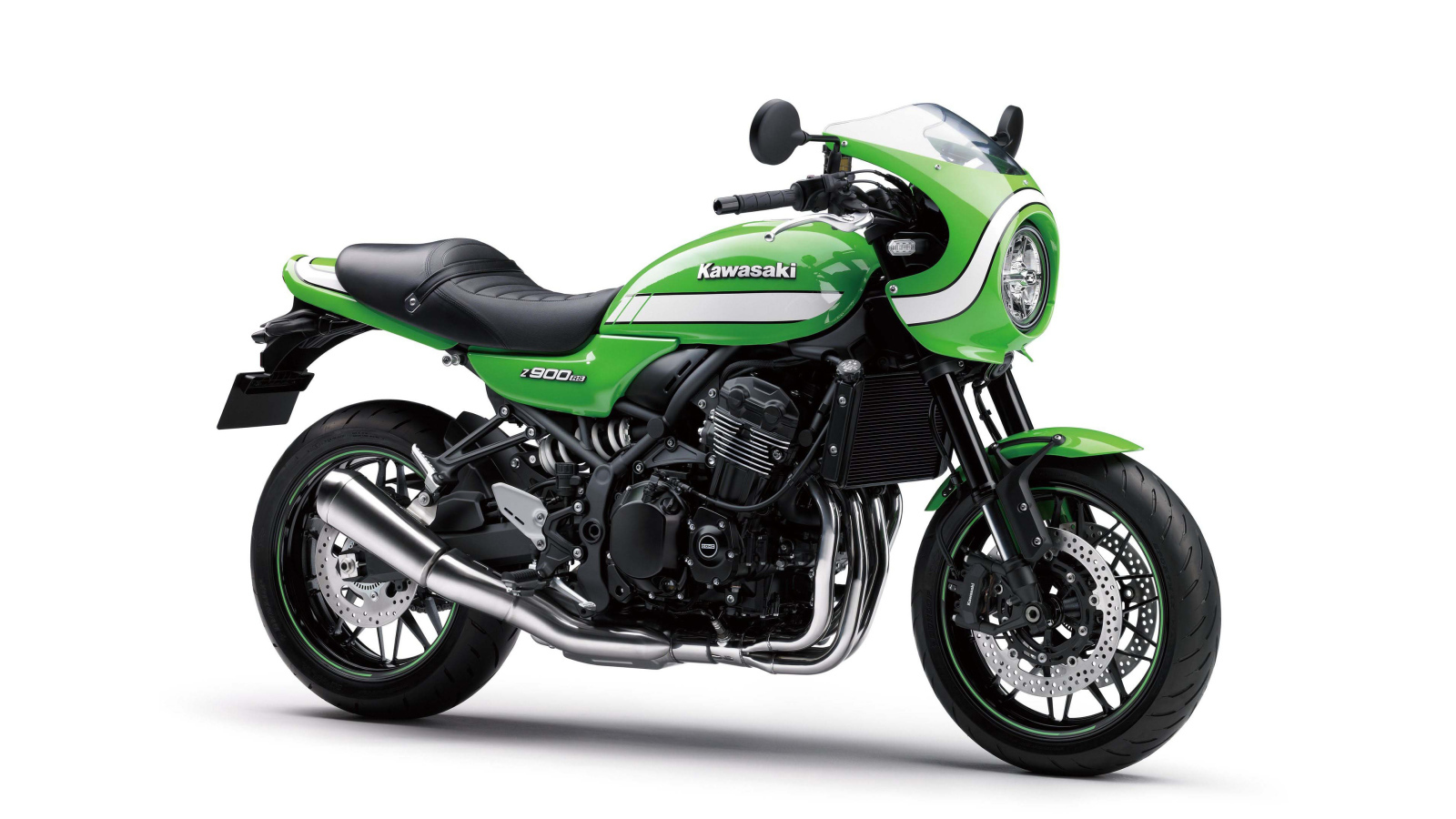Мотоцикл Kawasaki Z900RS, 2018 на белом фоне