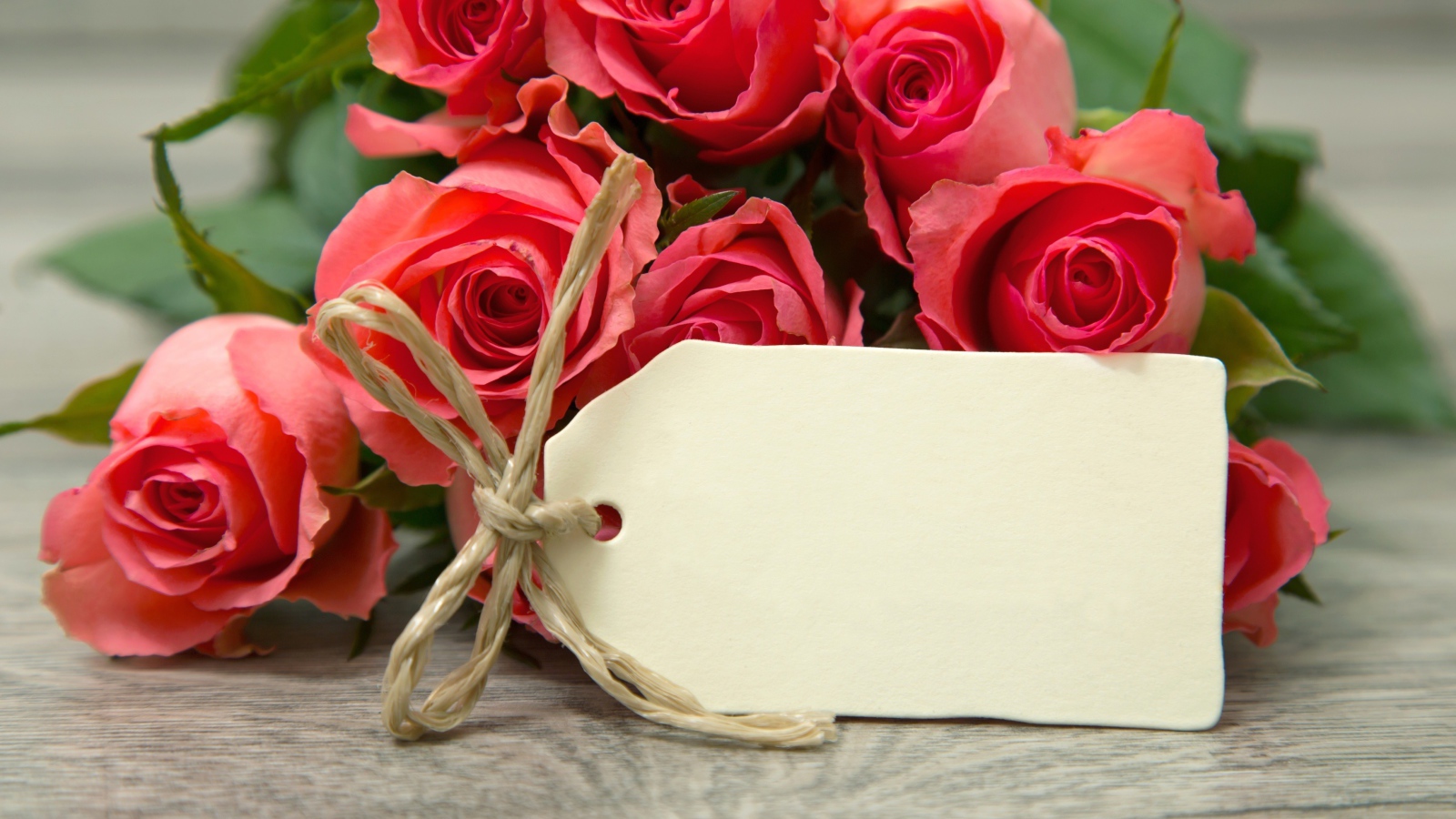 Букет розовых роз с запиской, шаблон для открытки