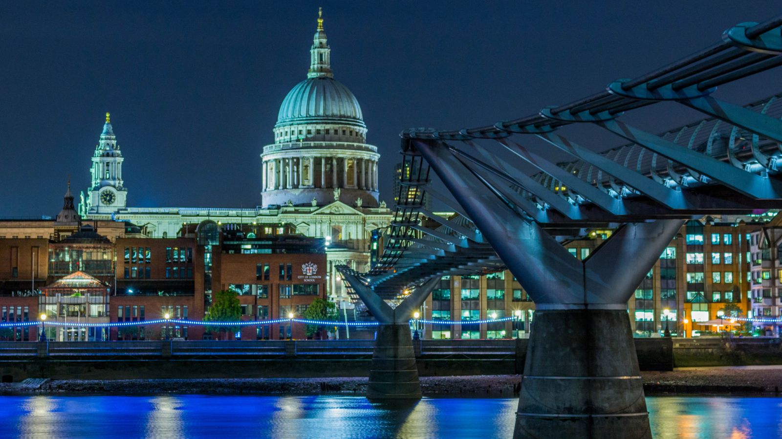 Собор Святого Павла у реки, Лондон. Англия