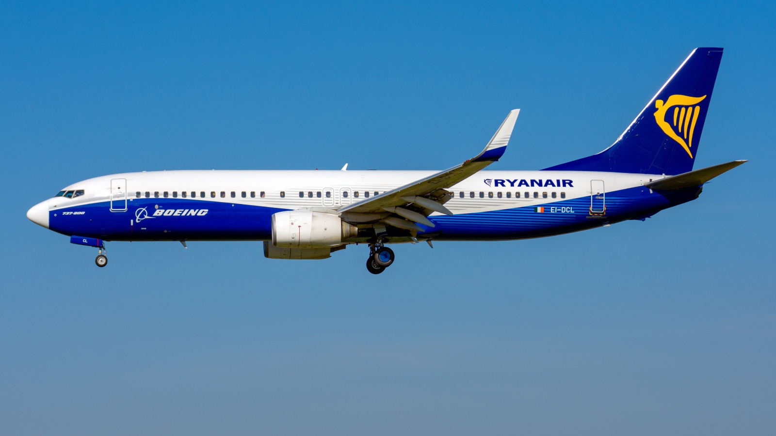 Ryanair passenger Boeing 737-800W in the sky