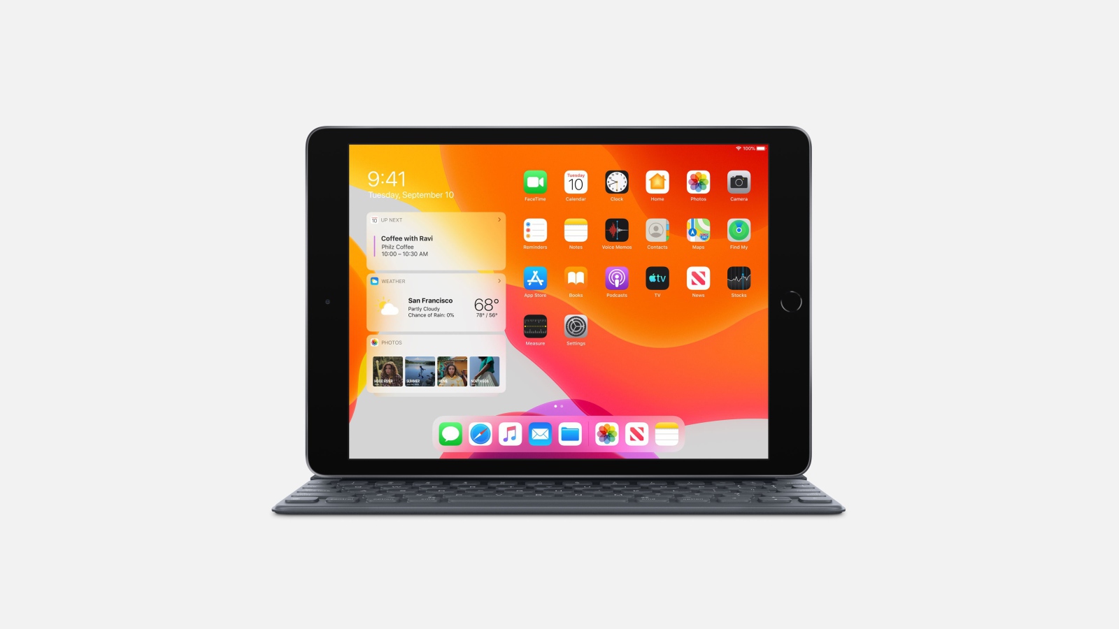 Новый  iPad 10.2‑inch, 2019 года на белом фоне