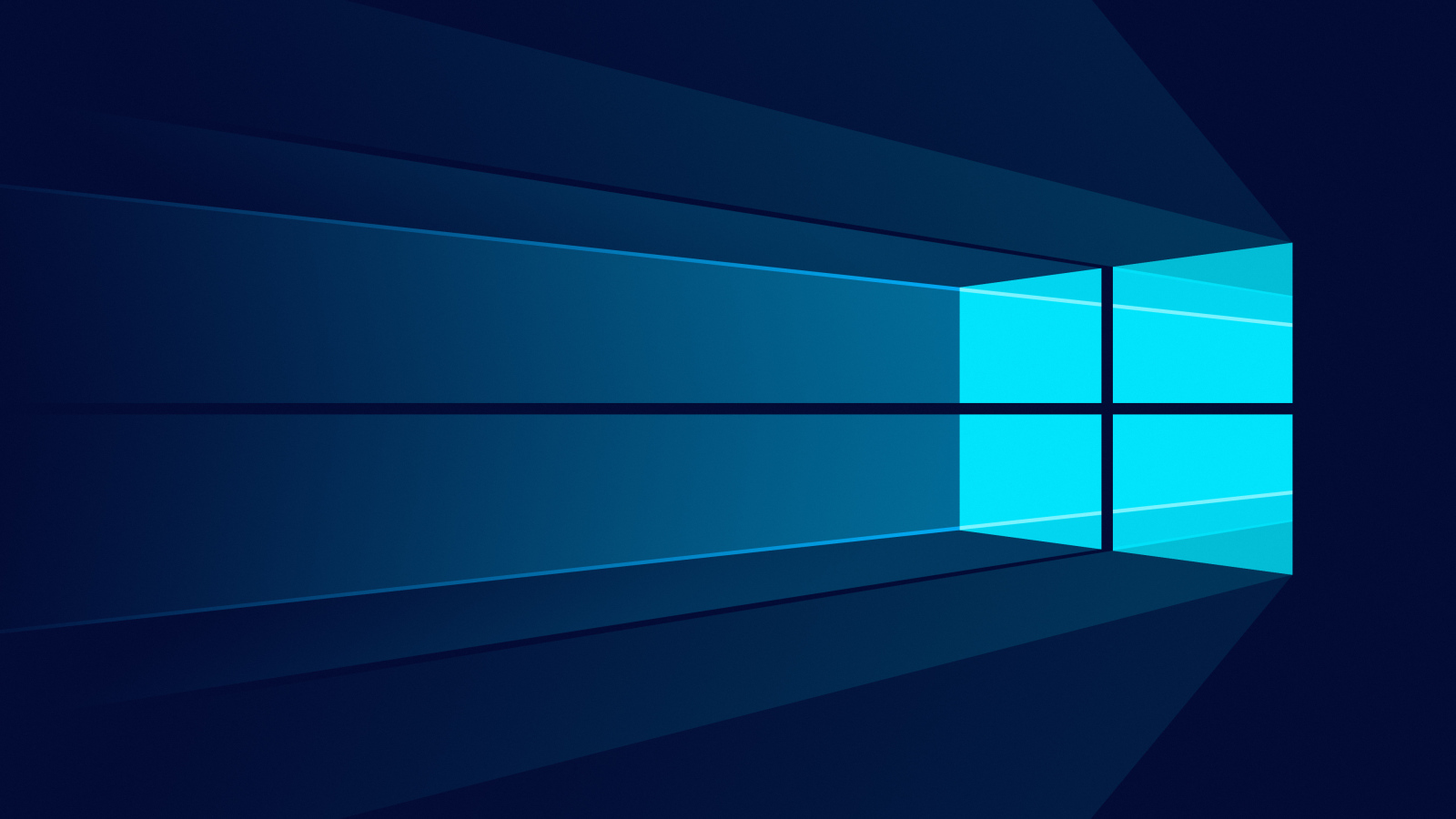 Окно Windows 10 на синем фоне