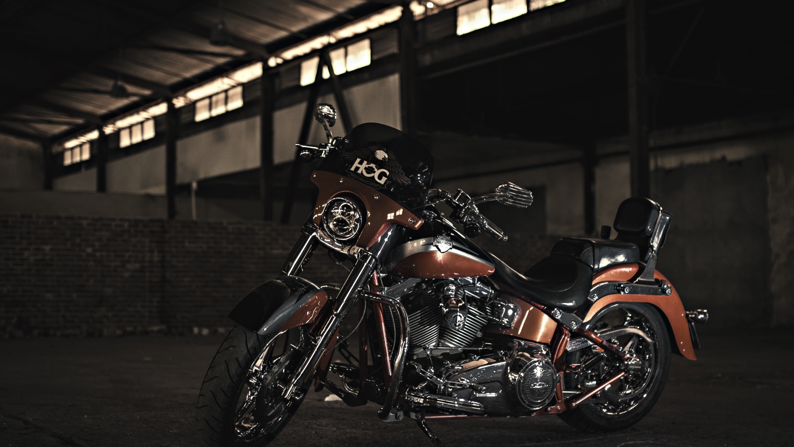 Стильный большой мотоцикл Harley-davidson