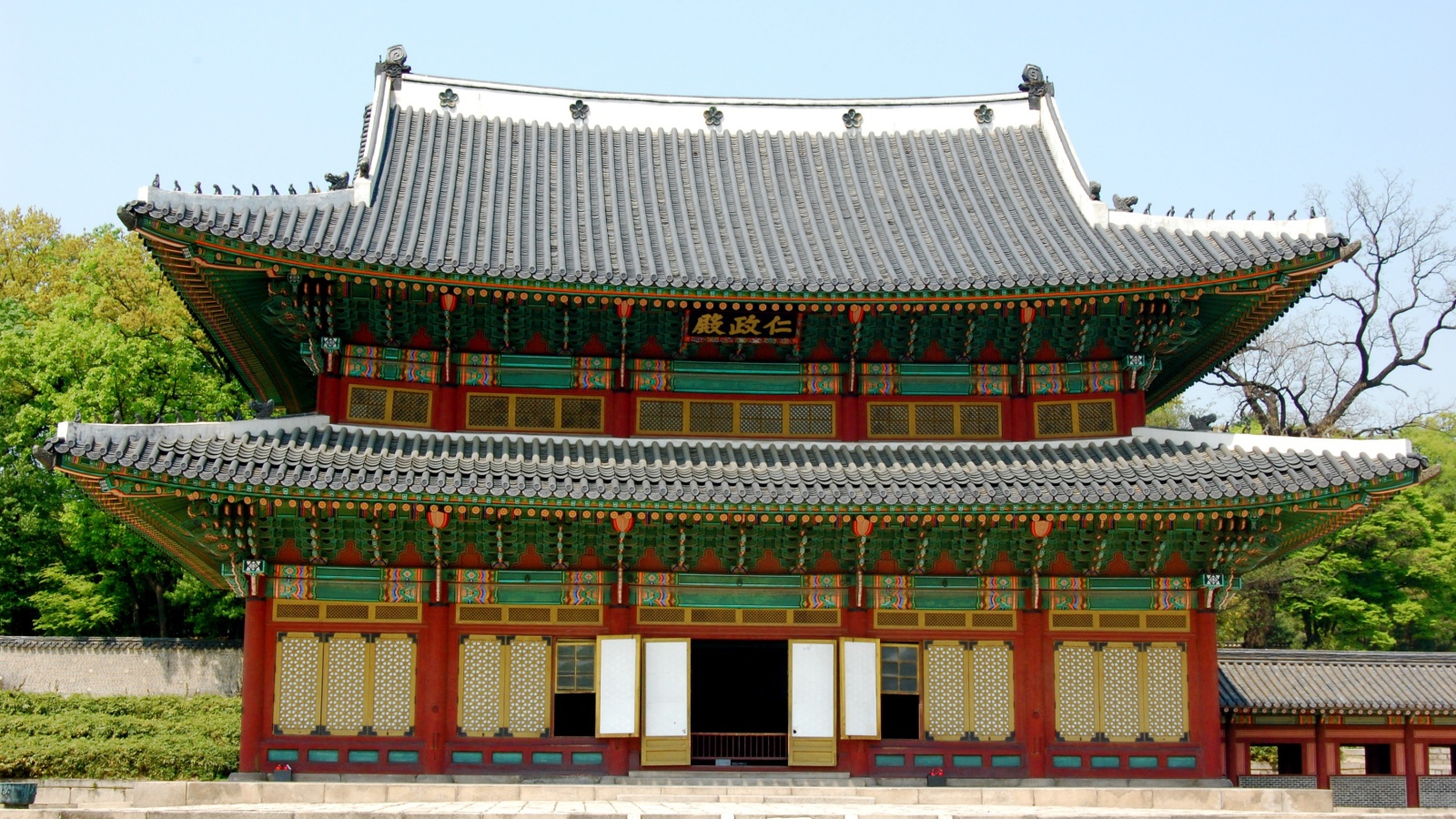 Красивый дворец Чхандок, Сеул. Южная Корея