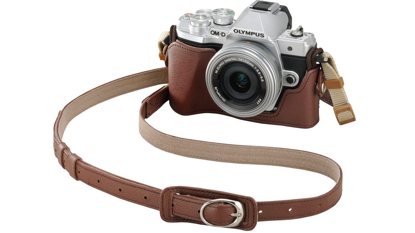 Фотоаппарат Olympus OM-D E-M10 Mark III в футляже на белом фоне