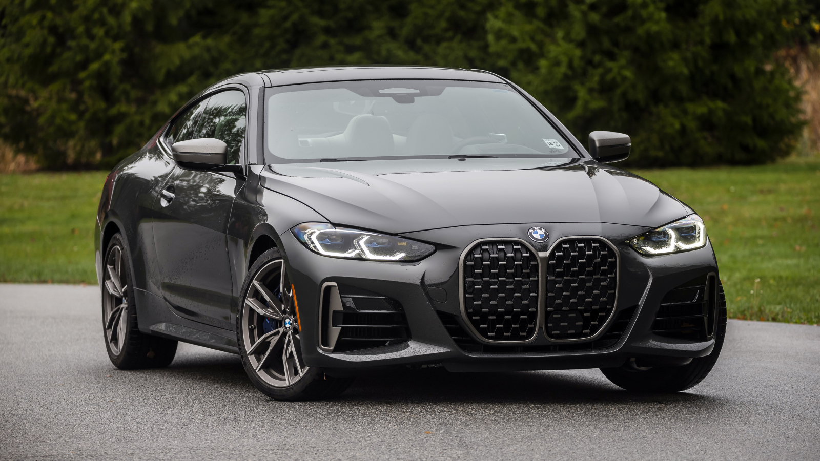 Черный BMW M440i XDrive, 2021 года