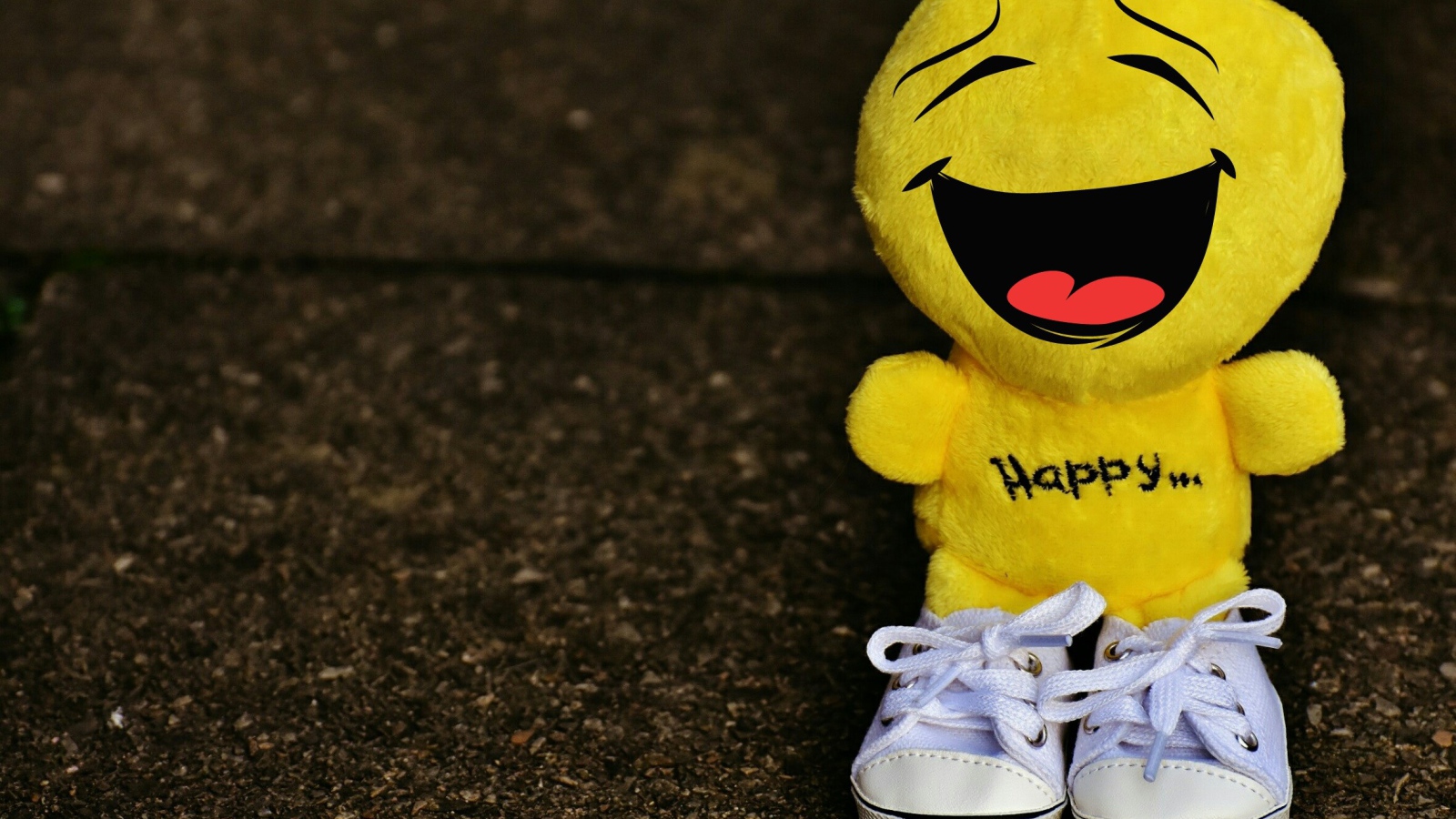 Игрушка смайлик в кедах 