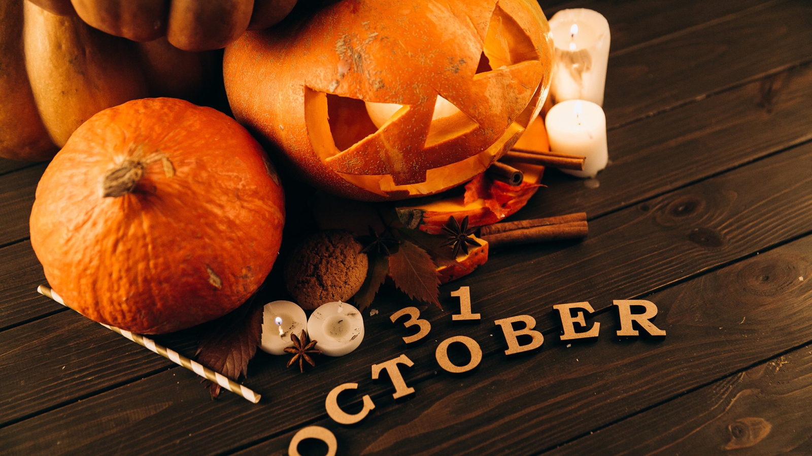 Праздник Хэллоуин в октябре
