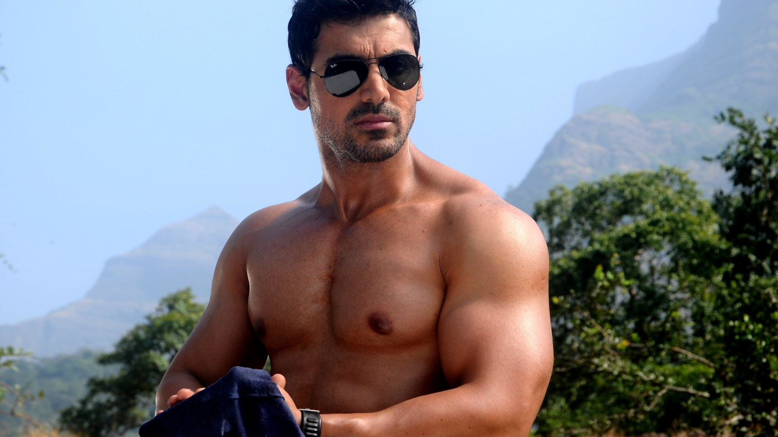 Muscled Man Indian Actor John Abraham