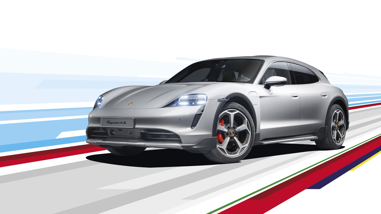 Автомобиль Porsche Taycan 4S Cross Turismo 2021 года на белом фоне