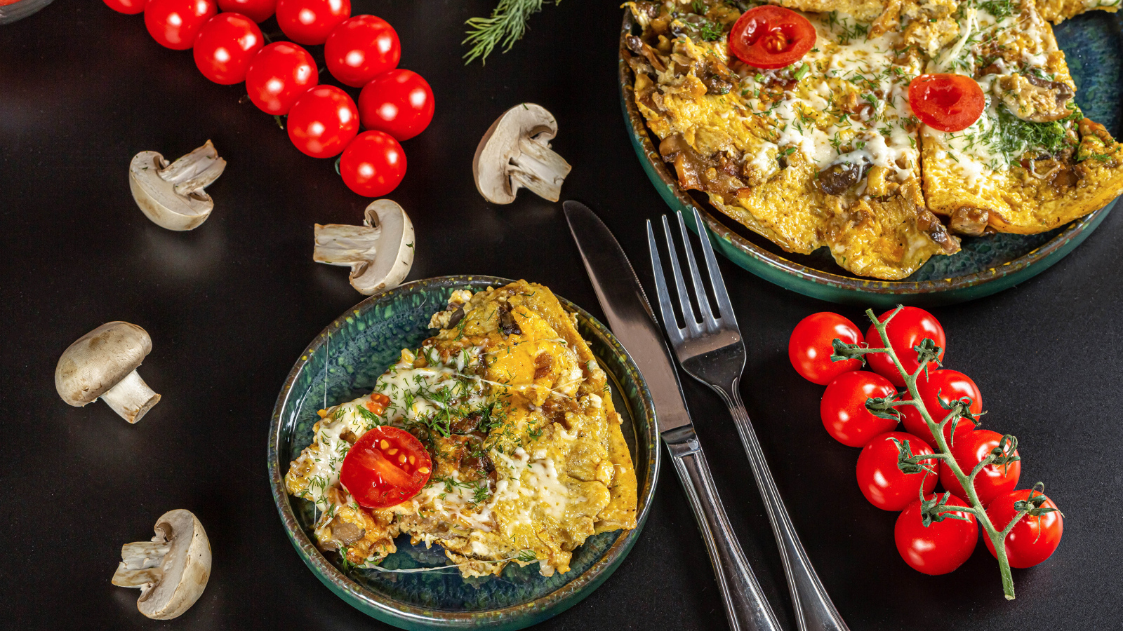 Омлет с помидорами и шампиньонами 