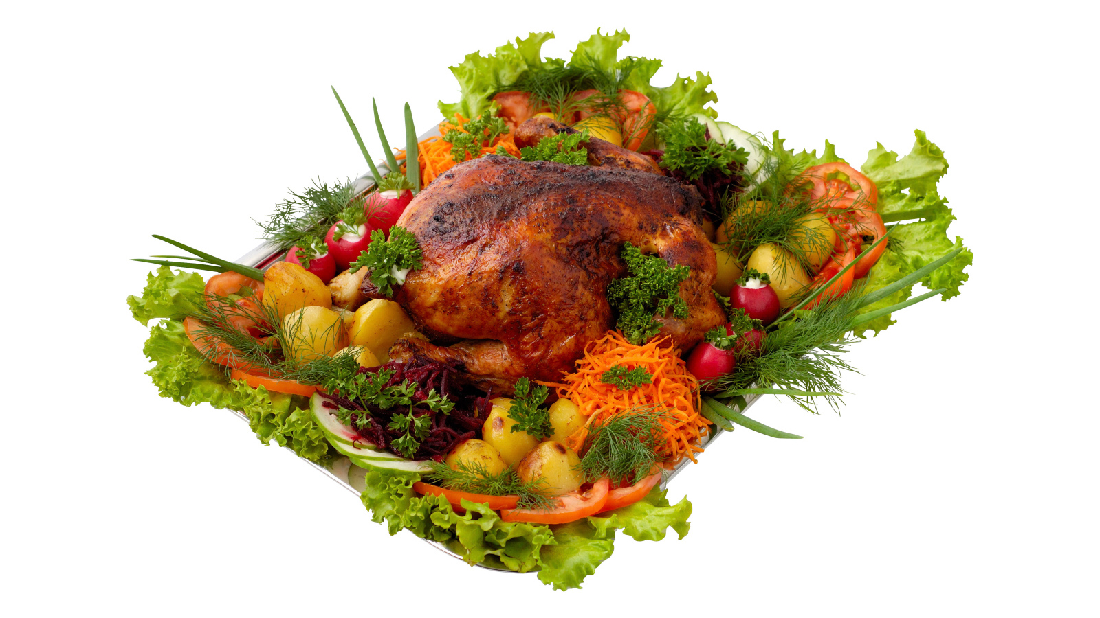 Запеченная курица с овощами на белом фоне