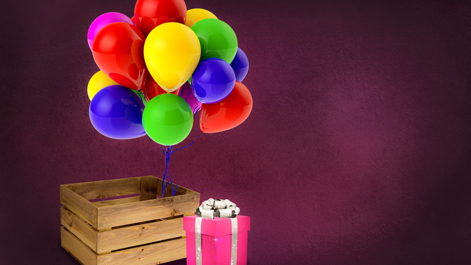 Деревянный ящик с подарком и шариками 