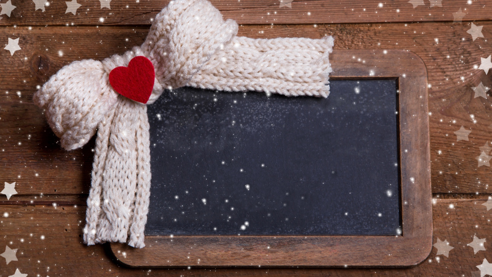 Шаблон открытки на деревянном фоне на День Влюбленных